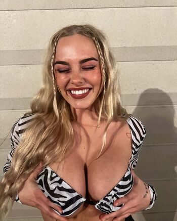 Full leaked Sophie riedemann private onlyfans photo