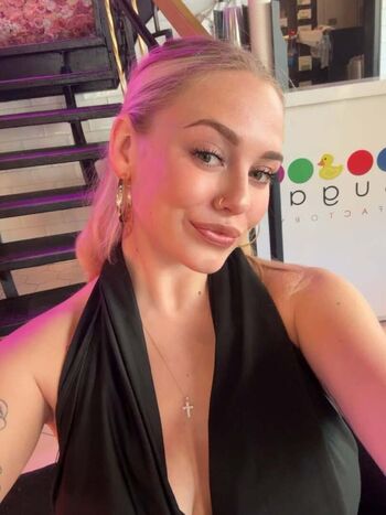 Full leaked Sophie riedemann private onlyfans photo