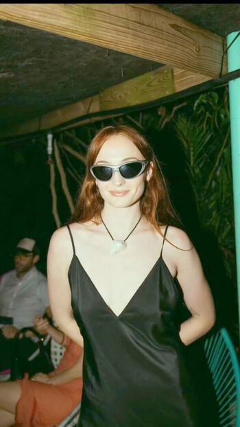 Full leaked Sophie turner private onlyfans photo