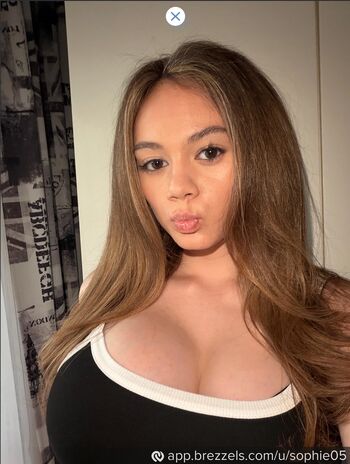 Full leaked Sophie private onlyfans photo
