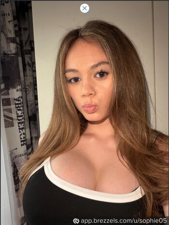 Full leaked Sophie private onlyfans photo