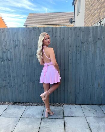 Full leaked Sophiepalmerx private onlyfans photo