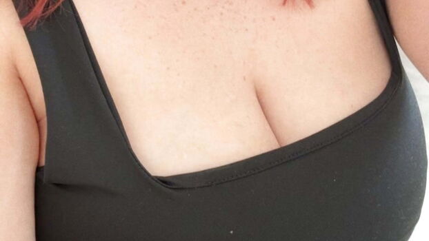 Full leaked Sophiesinx private onlyfans photo