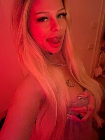 Full leaked Sophioosh  page private onlyfans photo
