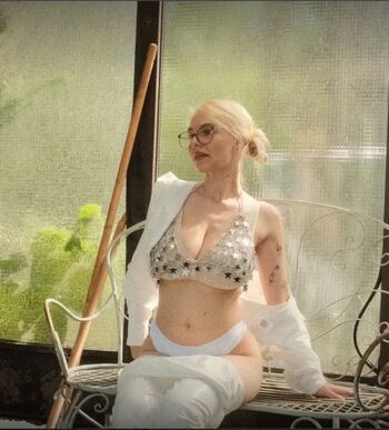 Full leaked Sophstardustasmr private onlyfans photo