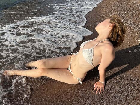 Full leaked Sowiia private onlyfans photo