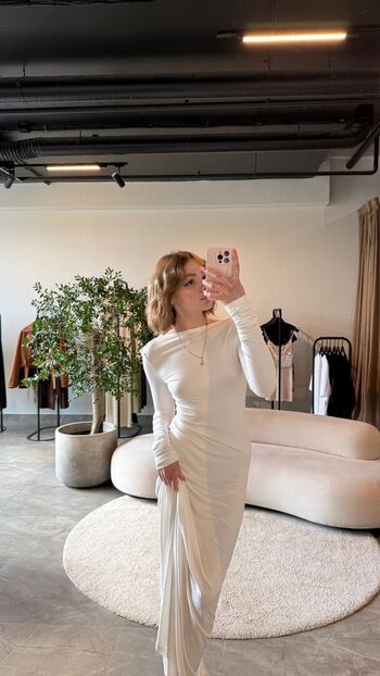 Full leaked Sowiia private onlyfans photo