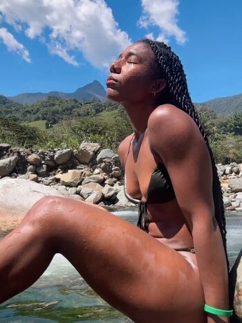 Full leaked Soyninny private onlyfans photo