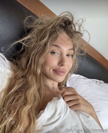 Full leaked Spirite moon private onlyfans photo