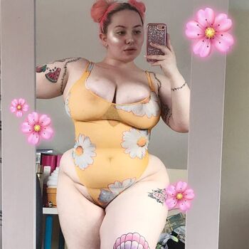 Full leaked Squishkween private onlyfans photo