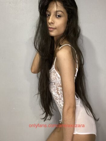 Full leaked Sri lankan private onlyfans photo