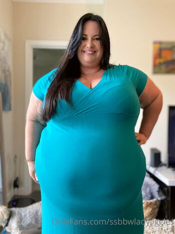 Full leaked Ssbbwladyjiggles page private onlyfans photo