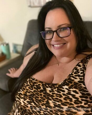 Full leaked Ssbbwladyjiggles private onlyfans photo