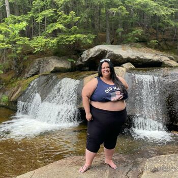 Full leaked Ssbbwladyjiggles private onlyfans photo