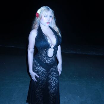 Full leaked Sshifaaaaa private onlyfans photo