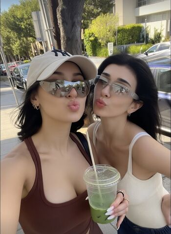 Full leaked Sssniperwolf private onlyfans photo