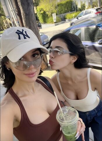 Full leaked Sssniperwolf private onlyfans photo