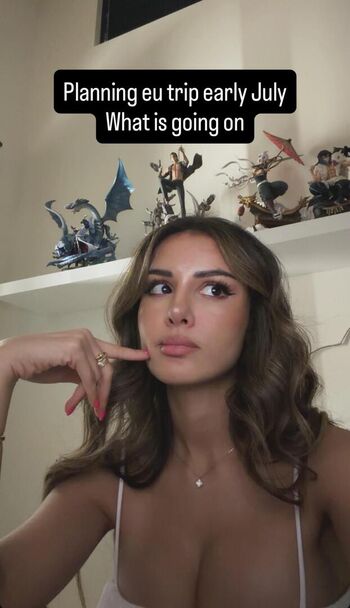 Full leaked Sssniperwolf private onlyfans photo