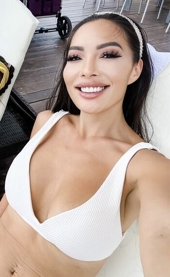 Full leaked Stephanie ly private onlyfans photo