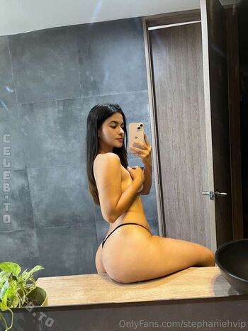 Stephanieh Bed