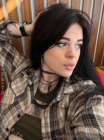 Full leaked Stonemlina private onlyfans photo