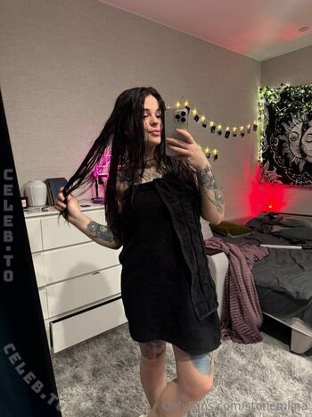 Full leaked Stonemlina page private onlyfans photo