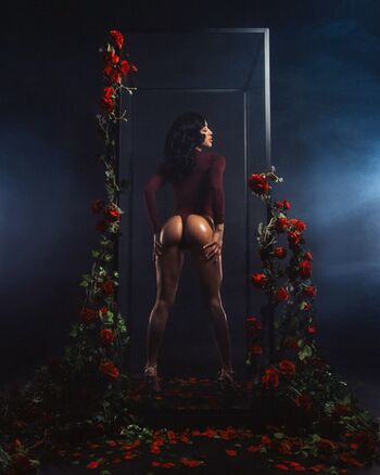 Full leaked Stormi maya  page private onlyfans photo