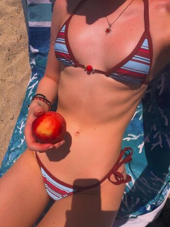 Full leaked Strawbz private onlyfans photo