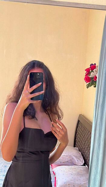 Full leaked Subhaback private onlyfans photo
