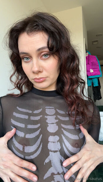 Full leaked Suck a saurus  page private onlyfans photo