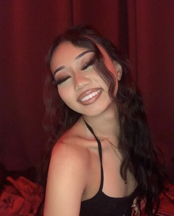 Full leaked Suhmmiee private onlyfans photo