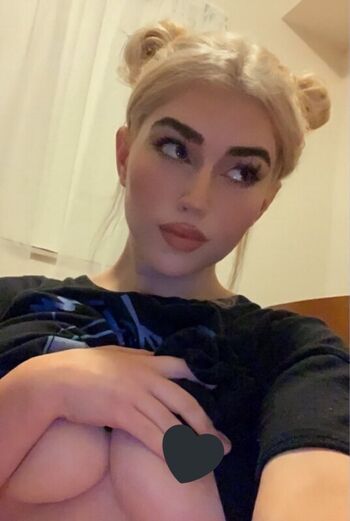 Full leaked Sukashawty page private onlyfans photo