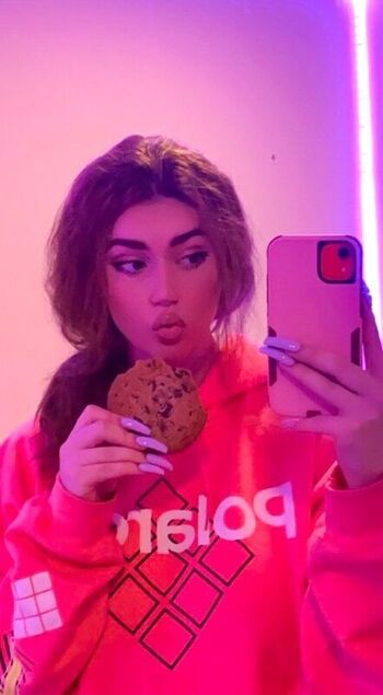 Full leaked Sukashawty private onlyfans photo