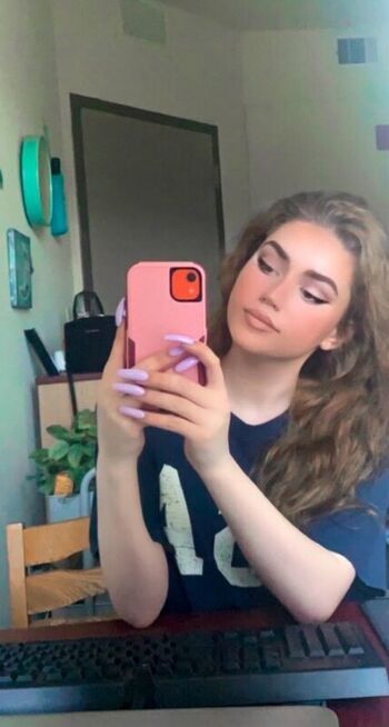 Full leaked Sukashawty private onlyfans photo