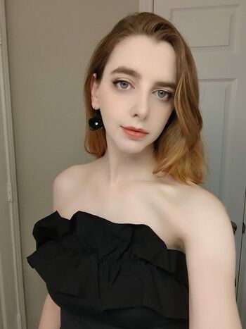 Full leaked Sunlitskye private onlyfans photo