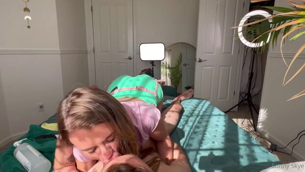 sunnyskyuncensored