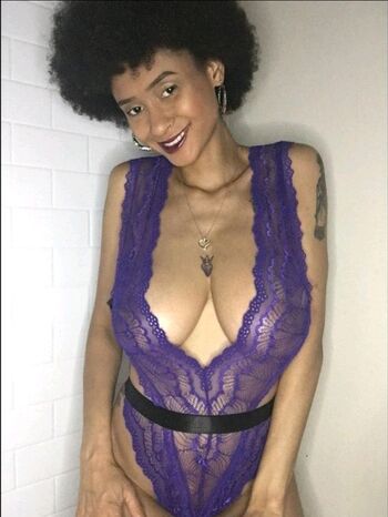 Full leaked Sunshinewavez private onlyfans photo