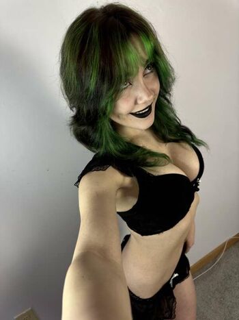 Full leaked Swaggycucumber private onlyfans photo