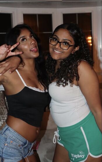 Full leaked Swatisajii private onlyfans photo