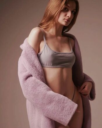 Full leaked Sweet peach lina page private onlyfans photo