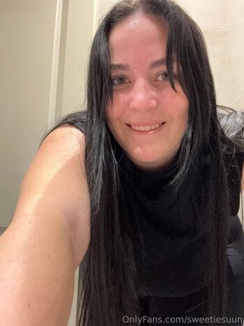 Full leaked Sweetiesuun private onlyfans photo