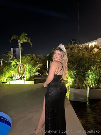 Full leaked Sweetisabellaxo private onlyfans photo