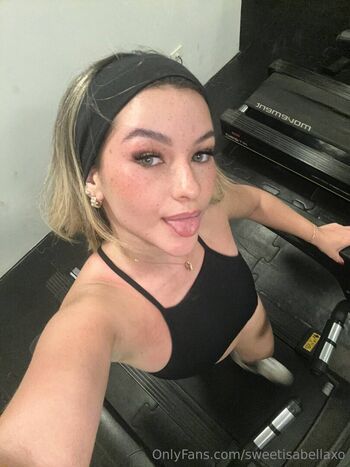 Full leaked Sweetisabellaxo private onlyfans photo