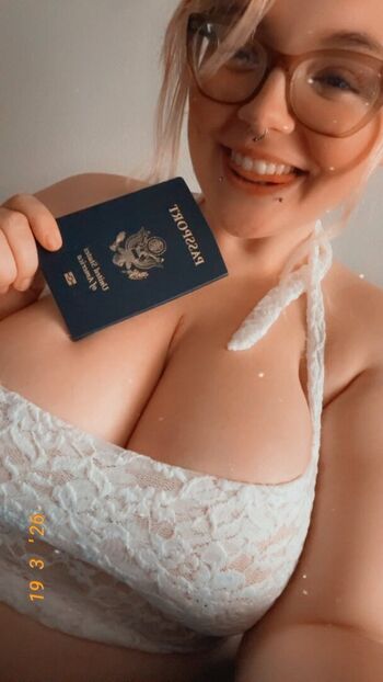 Full leaked Sweetlilslxt private onlyfans photo