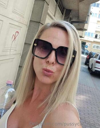 Full leaked Swingermom page private onlyfans photo