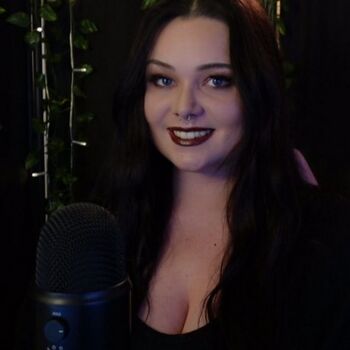 Full leaked Billiekay/ private onlyfans photo