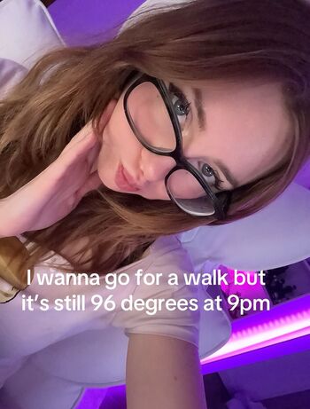 Full leaked Tabbyycatts private onlyfans photo