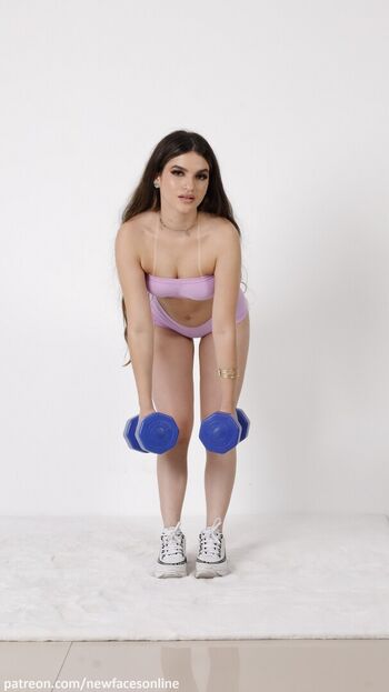 Full leaked Bbylinaxxx/ private onlyfans photo