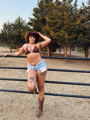 Full leaked Tallglassofmikah private onlyfans photo