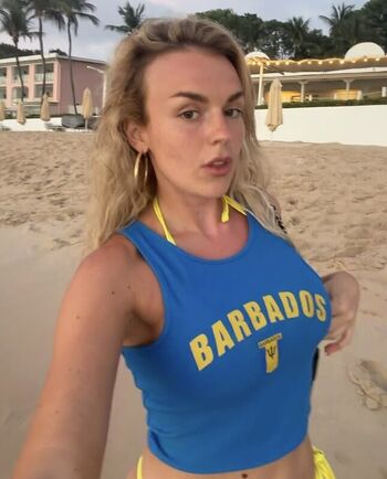 Tallia Storm
